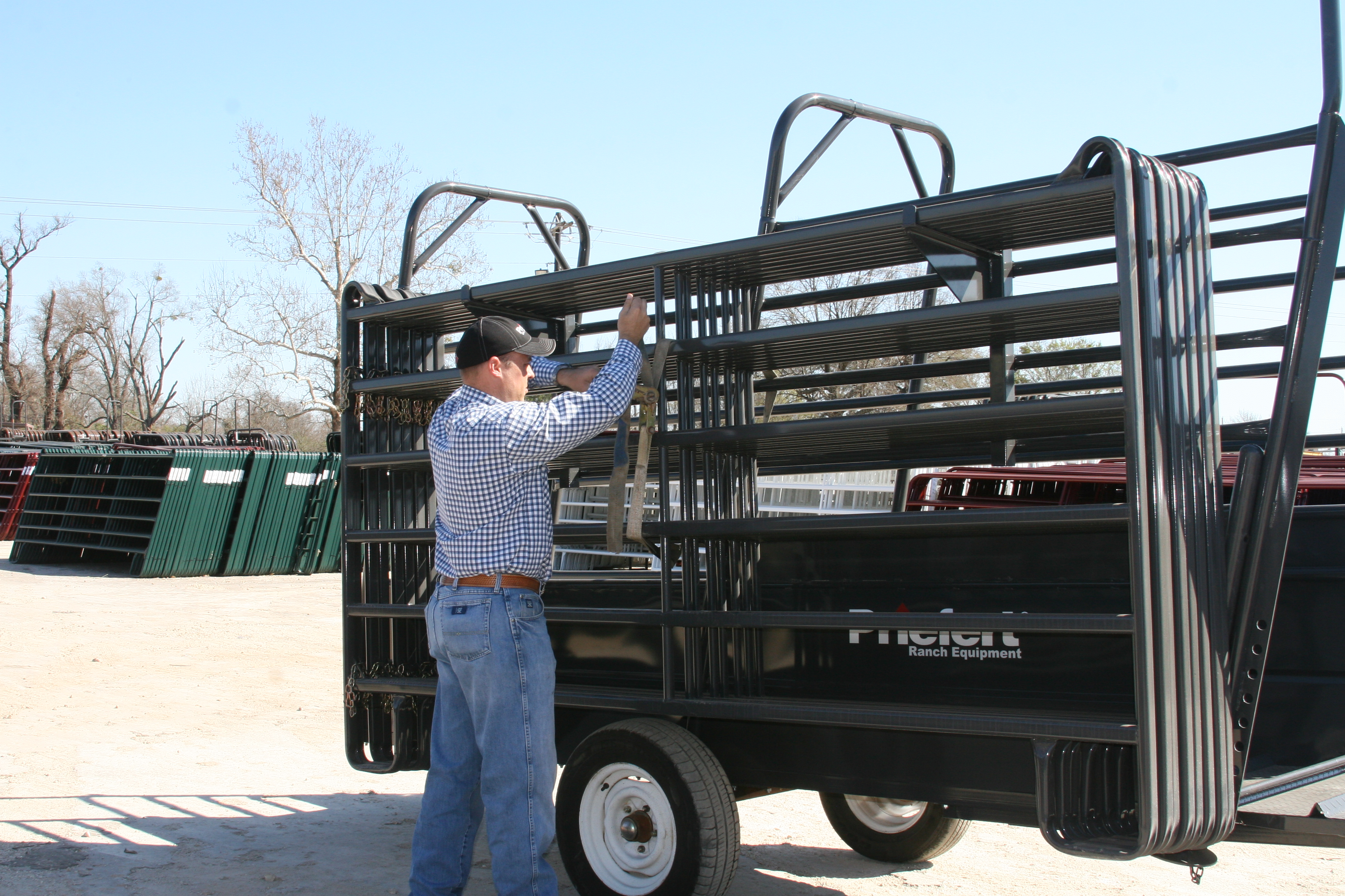 Priefert Load Chute PLC12 27.JPG