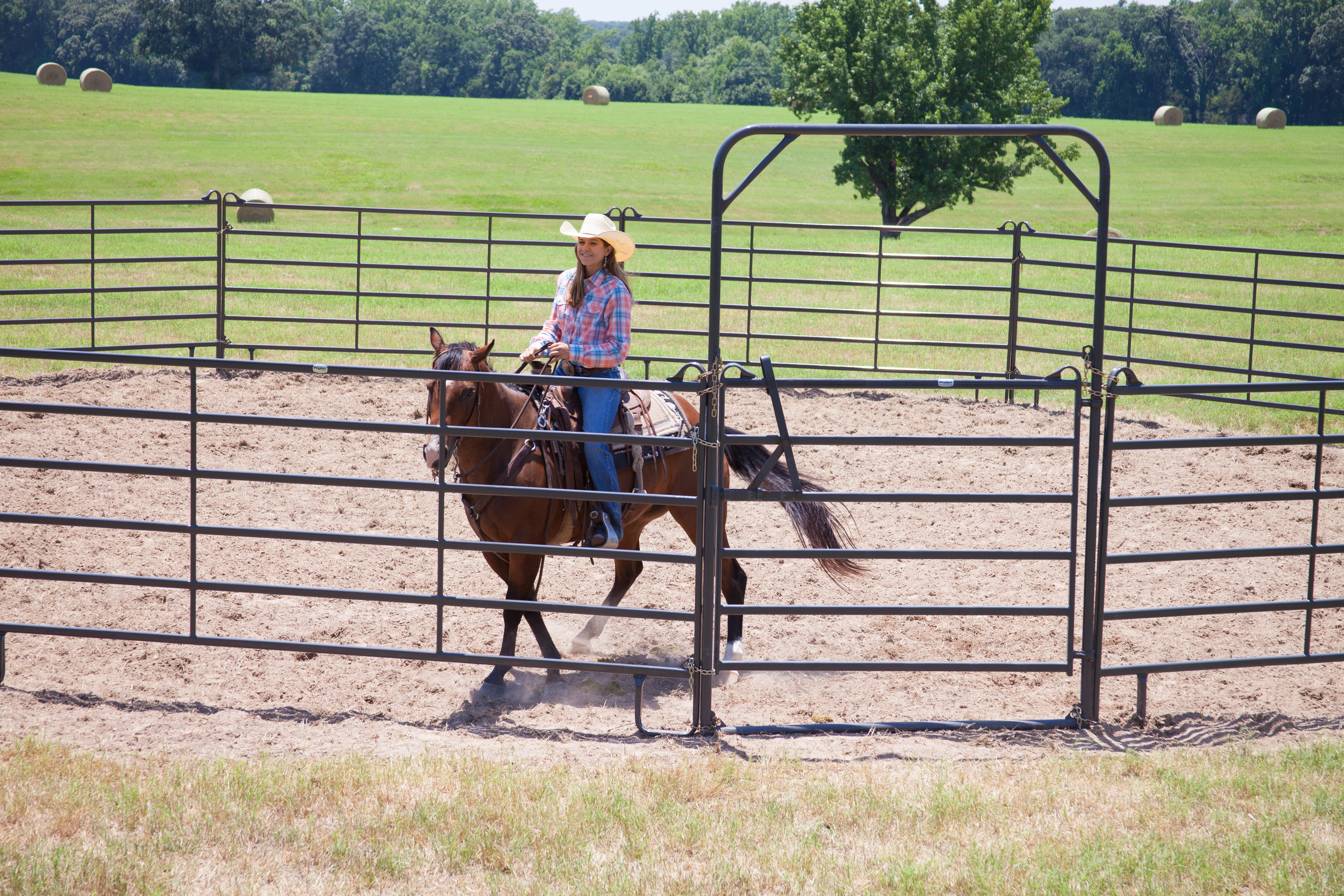 Premier Round Pen PP50 37.jpg