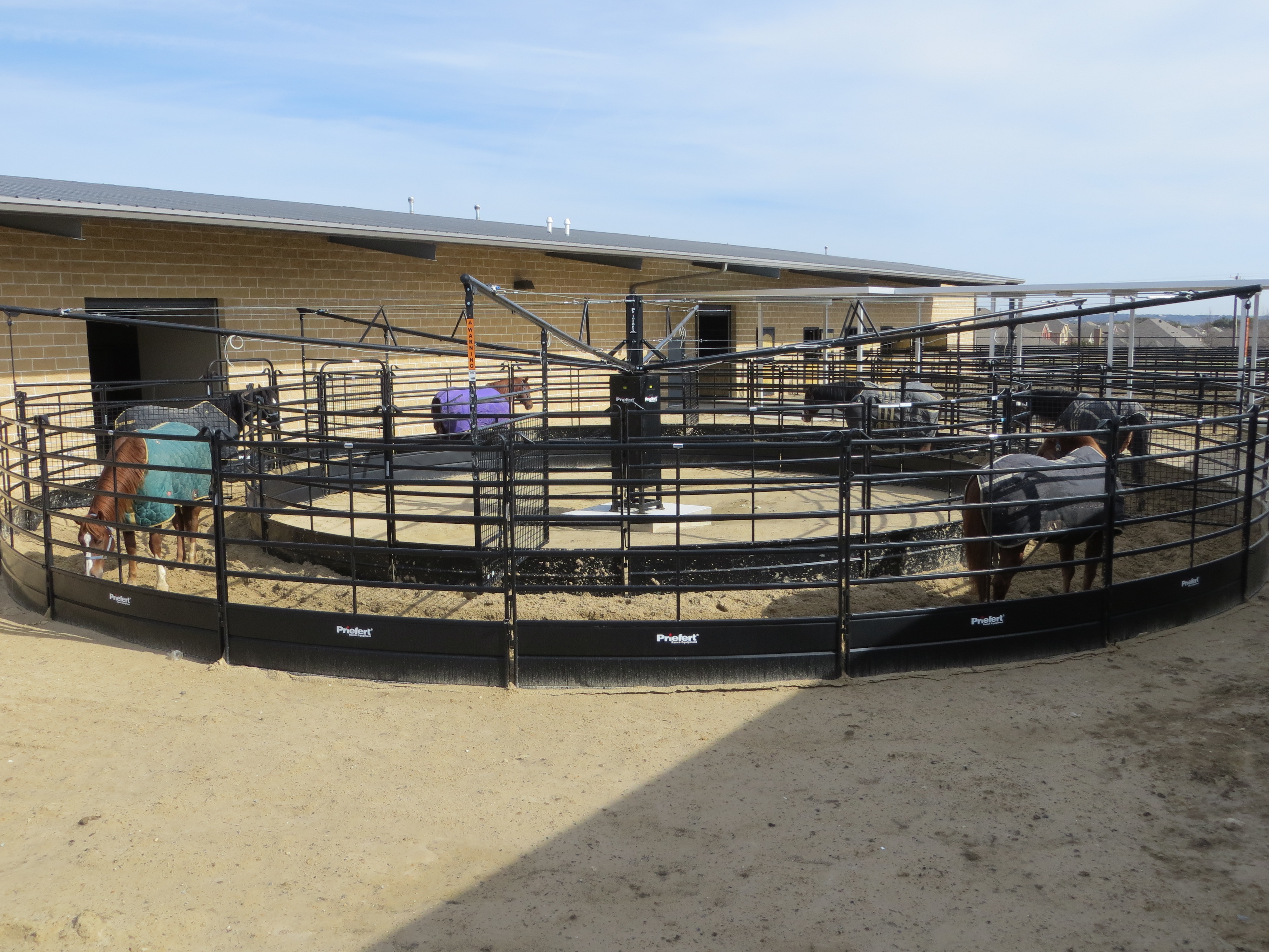 HW Mounted Patrol02.JPG