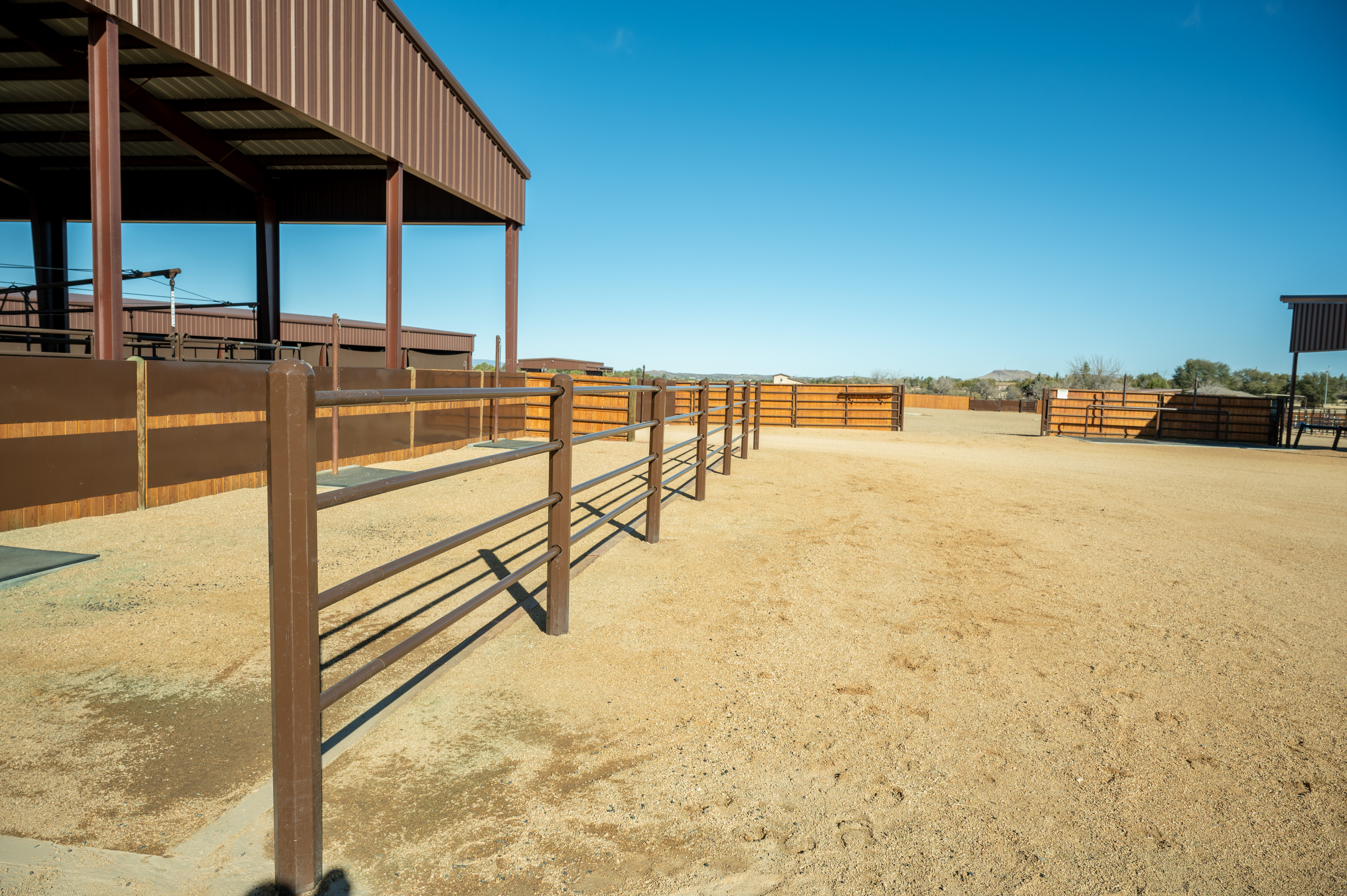 Priefert Estate Fence.jpg