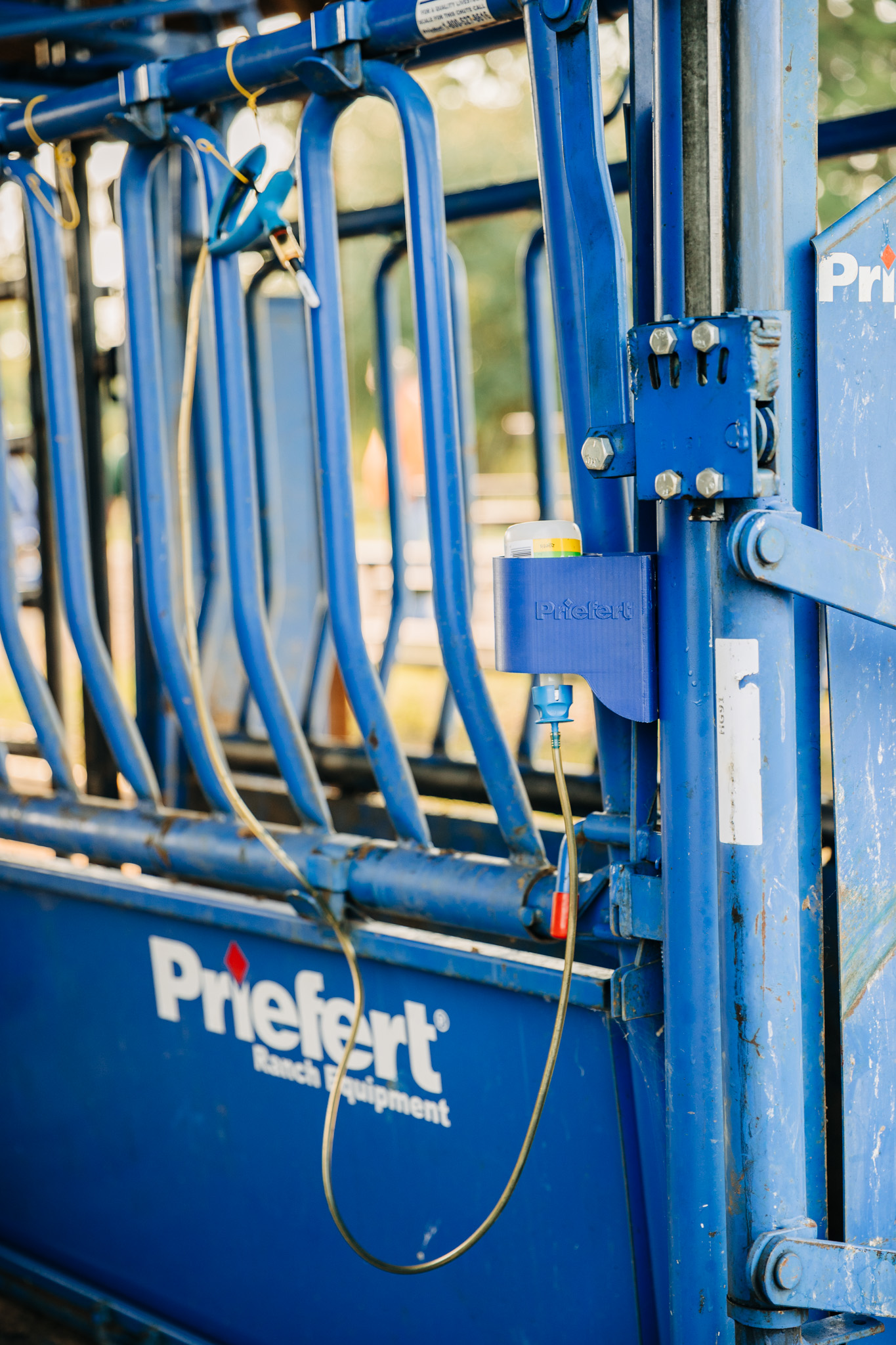 Cowboy Cupholder SR 3477.jpg